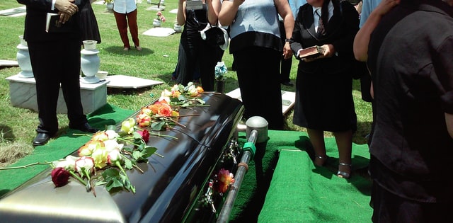 funeral homes in Palm Harbor, FL